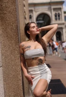 Alyona, 24