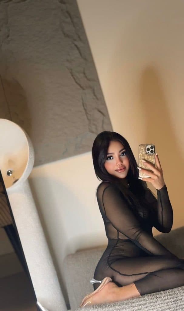 Monica photo 1